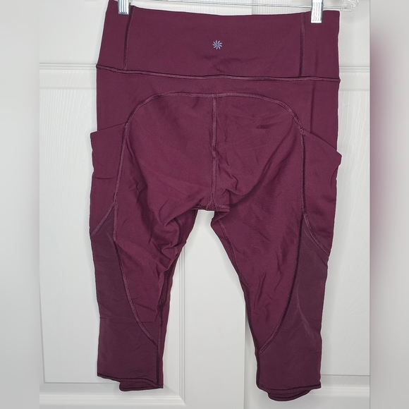 Athleta Women’s All In Crop Capri Running Pant Size M - Picture 3 of 5